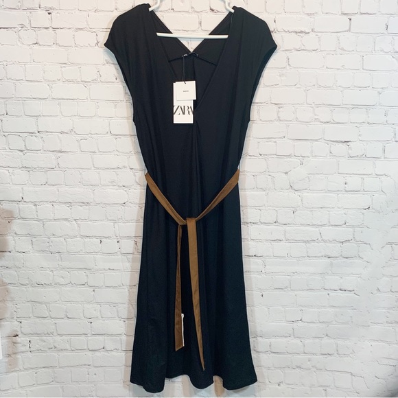 Zara Dresses & Skirts - Zara Black Dress Double V-neck Sleeveless Sz small